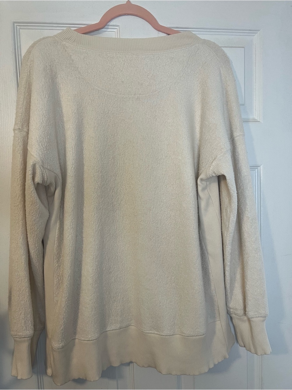 #381 Aerie Sunday Soft Crew Sweater Cream Oversized Pullover Size Small M/L EUC - Picture 2 of 4